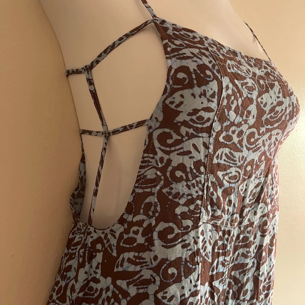 Sleeveless Brown & Light Blue Printed Jumpsuit - Picture 4 of 8